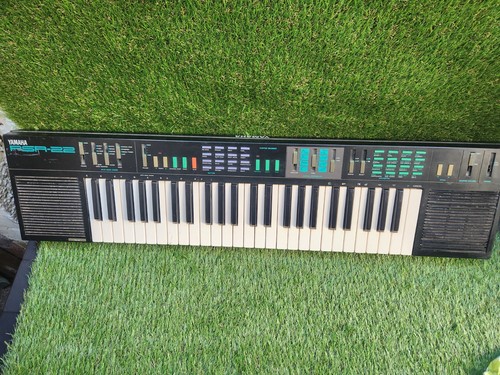 Yamaha psr synthesizer - yamaha,