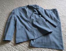 Size 14/16- Vintage 1980s / 90s Blue Debenhams 2-piece skirt suit.