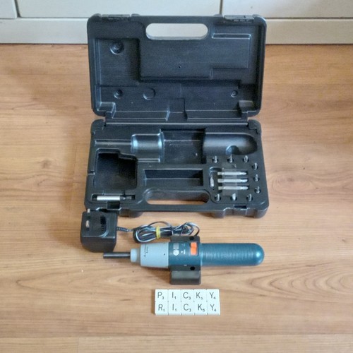 Black and decker kc9072 - black,