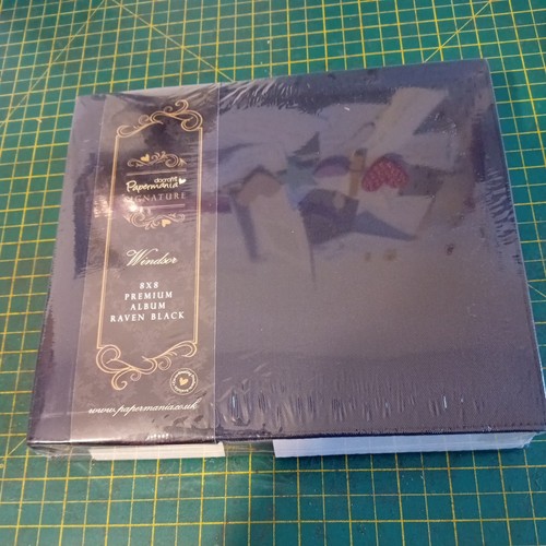 Windsor scrapbook photo album - scrapbook,