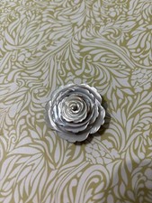 BNWT Quoins large size coin