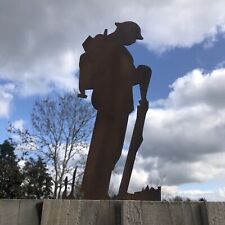 Lest We Forget Soldier GARDEN DECORATION STATUE ORNAMENT FENCE POST TOPPER