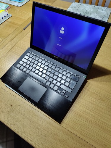 Sony vaio svp132a1cm - vaio,