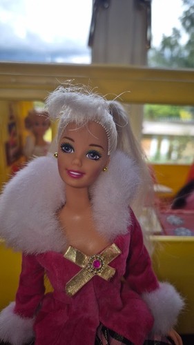 Vintage winter rhapsody avon - vintage,