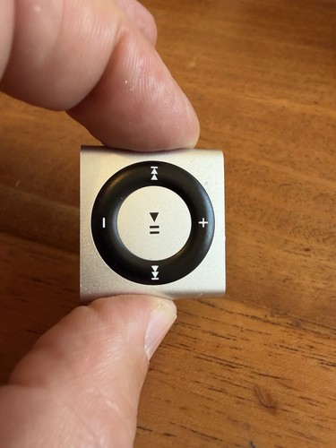 Apple ipod shuffle 4th - ipod,