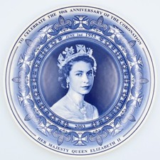 Wedgewood Royal Family Commemorative Plates x 5, QEII Queen Mother Jubilee WWII