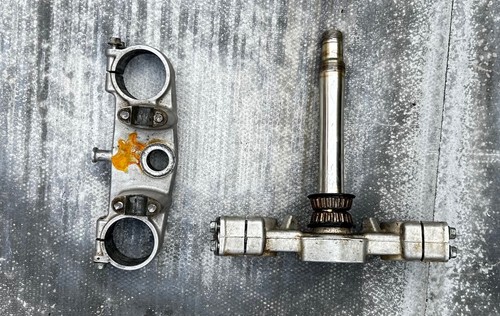 125 250 1999 2000 clamps - 125,
