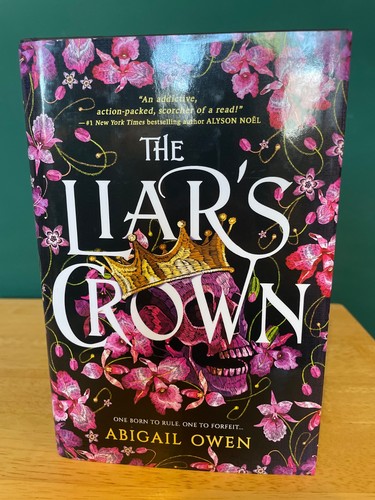 The liar crown abigail - crown,