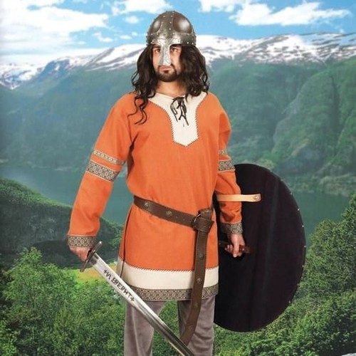 Medieval viking nobles - /,