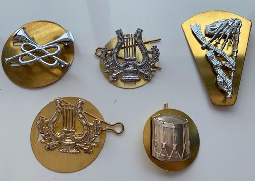 Raf metal arm badges pipers - ,