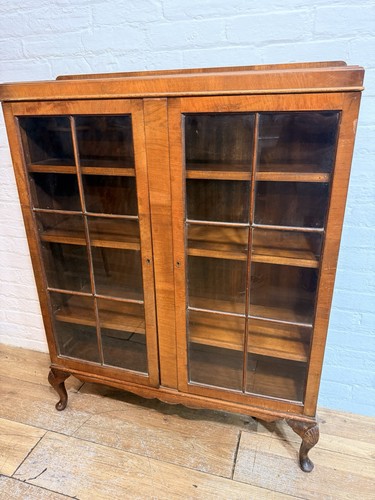 Antique bookcase display - bookcase, /