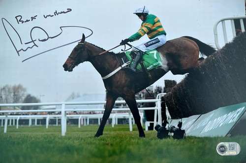Mccoy signed 10x8 photo - mccoy,