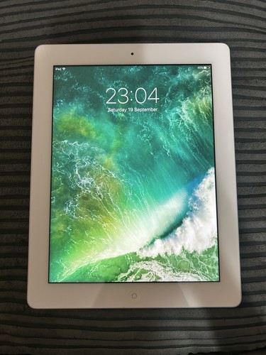 Immaculate ipad 4th gen 16gb - immaculate,