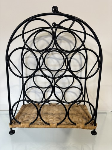 Free standing metal wicker - free,