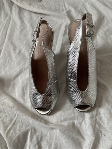 Faith shoes silver leather