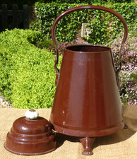Enamel Bucket & lid Planter