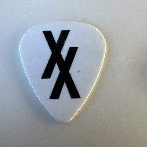 Machine gun kelly guitar pick - guitar,