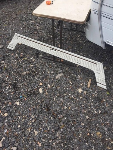Caravan twin axle - twin,