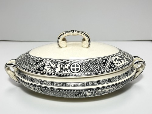 Rare satsuma tureen serving - rare,