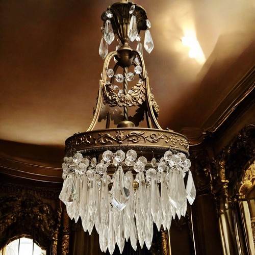 Bronze and crystal - , chandelier
