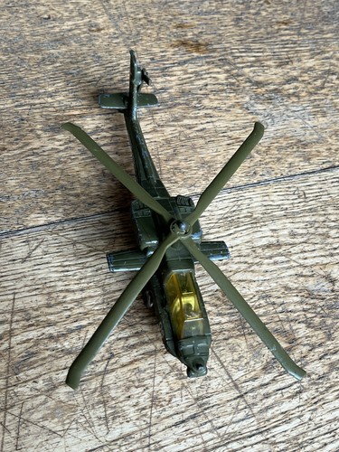 Ertl diecast apache - ertl,