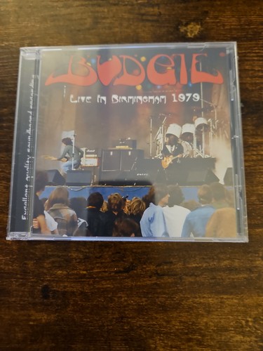 Budgie live in birmingham - -,