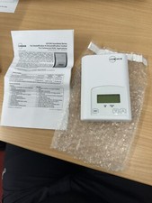 Viconics VH7200 A1000 Humidity Controller