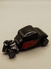 Maisto black Ford Hotrod 1934