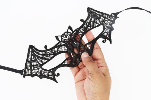 Henbrandt black lace bat - black,
