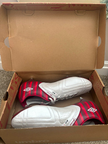 Rare player issue umbro - rare,