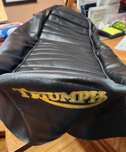 Triumph t120 seat cover - seat,