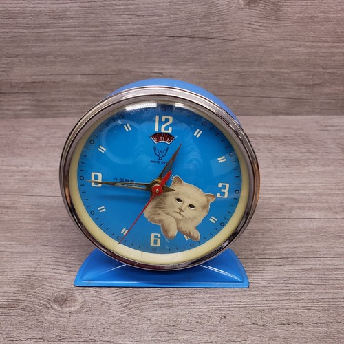 Vintage white dove animated - vintage,