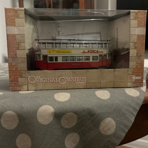 Corgi om40504 feltham - 1/76,