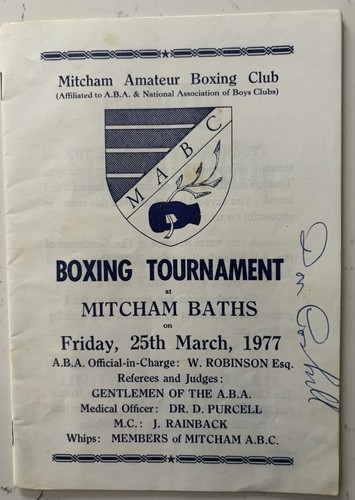 1977 signed vintage programme - 1977,
