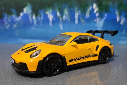 Yellow porsche 911 gt3 - porsche,