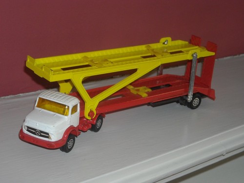 Corgi juniors mercedes benz - mercedes,