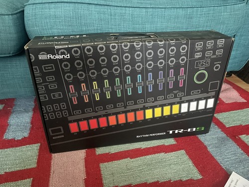 Roland drum machine - tr-8s,