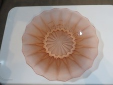 Vintage Decorative Pink Coloured Glass Flower Trinket/Serving/Display Bowl/Dish