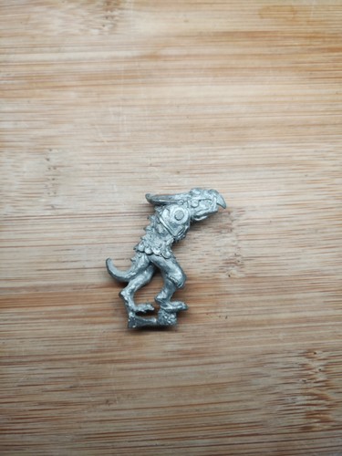 Lizardmen slann mage priest - lizardmen,