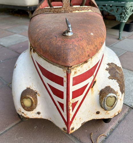 Vintage gendron pedal car - vintage,