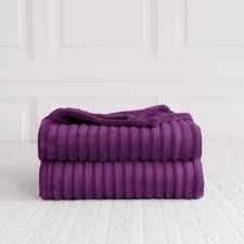 Chunky Ribbed Fleece Throw