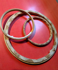 BUNDLE 3 VINTAGE WOODEN EMBROIDERY HOOPS 10" & 6"  HABERDASHERY SEWING (K7)
