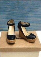 Petworks momoko doll black