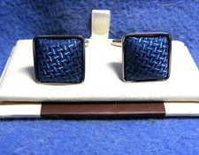 Unworn Gents' Modern