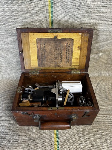 Antique dobbie mcinnes - antique, ltd