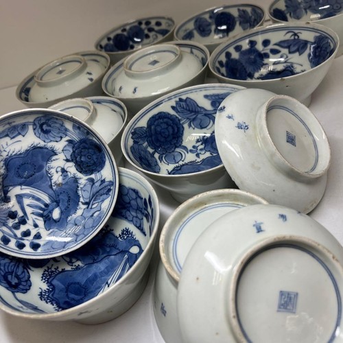 Imari sometsuke lidded - ko-imari,