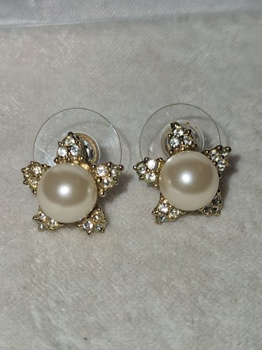 Boxed vintage ciro - ciro, pearl