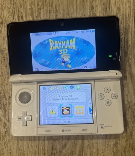 Nintendo 3ds white handheld - 3ds,