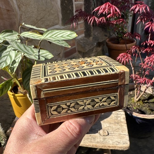 Vintage box inlaid - box, mother