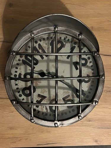 Wall clock